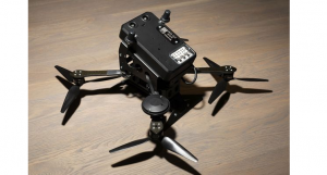 O dronă „ucide” o altă dronă lovind-o cu 160 km/h