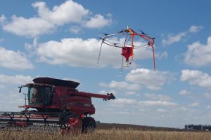 Drone (UAV) pentru plantarea culturilor de acoperire